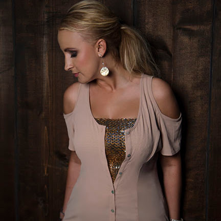 Amy Dean Photo 20
