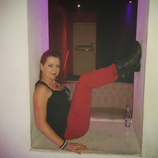 Lynsey Wright Photo 7