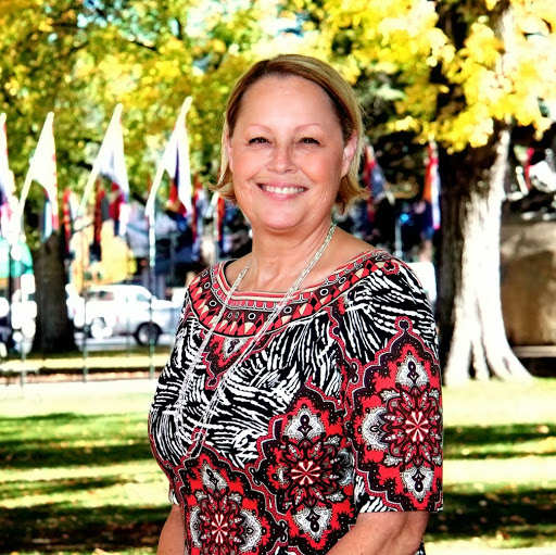 Terri Martin Photo 10