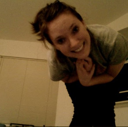 Emily Thompson Photo 18