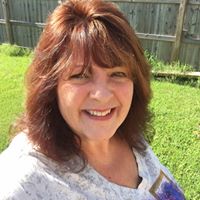 Deborah Lovelace Photo 6