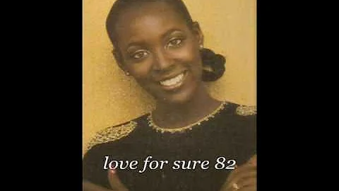 Tamara Hawkins Photo 30