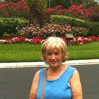 Mary Cannella Photo 4