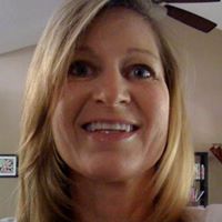 Christi Thompson Photo 3