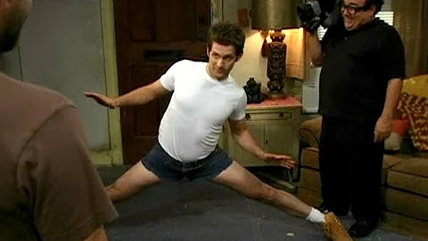 Dennis Reynolds Photo 38