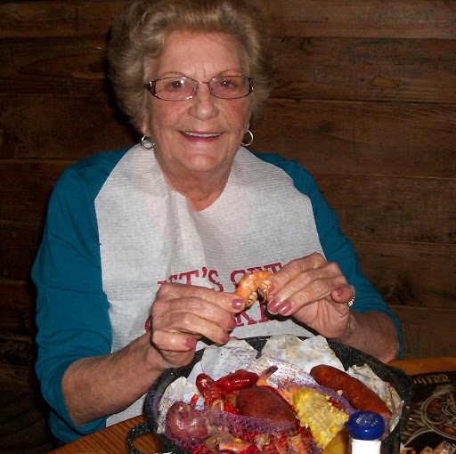 Betty Dailey Photo 12