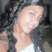 April Valenzuela Photo 7