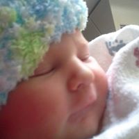 Amanda Hillis Photo 6