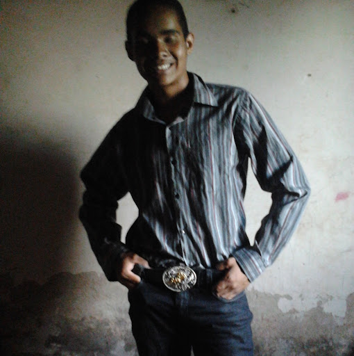 Alexander Souza Photo 16