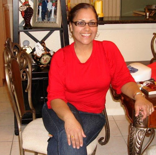 Frances Jimenez Photo 14