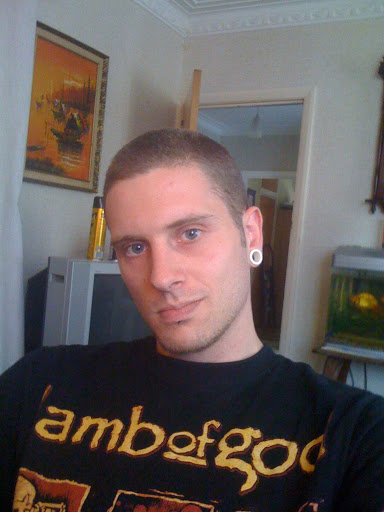 Damien Smith Photo 13