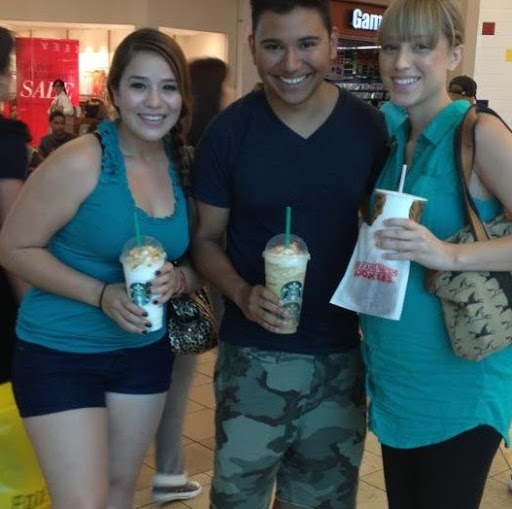 Melissa Rincon Photo 9