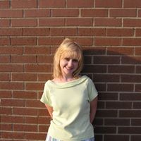 Terri Yates Photo 8