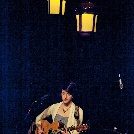 Andrea Belanger Photo 12