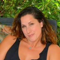 Sara Gillespie Photo 8