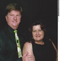 Suzanne Miller Photo 6