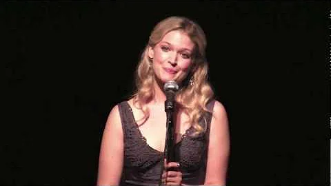Julia Burrows Photo 29