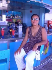 Sandra Young Photo 26