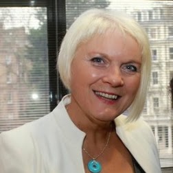 Alison Mackenzie Photo 15