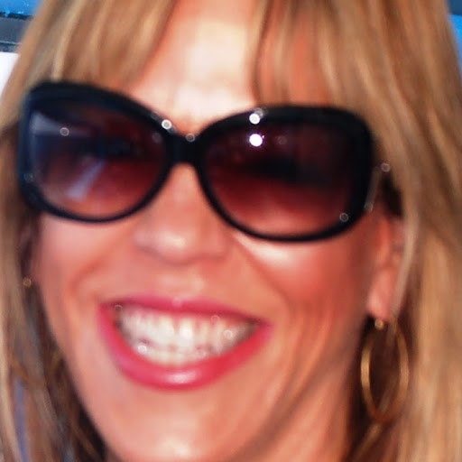 Suzanne Greenberg Photo 10