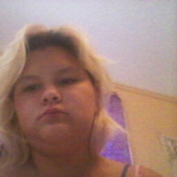 Paula Hudson Photo 14