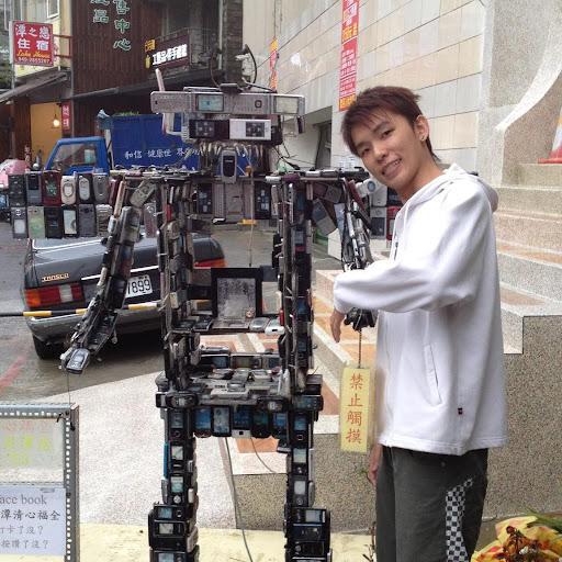 Alvin Tai Photo 11