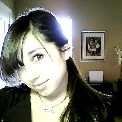 Giselle Robles Photo 15