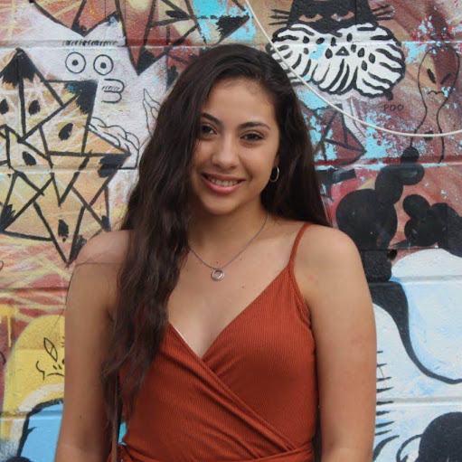 Rachel Gonzalez Photo 13