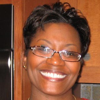 Monica Kemp Photo 14