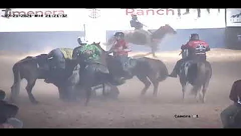 Angelo Mendoza Photo 23
