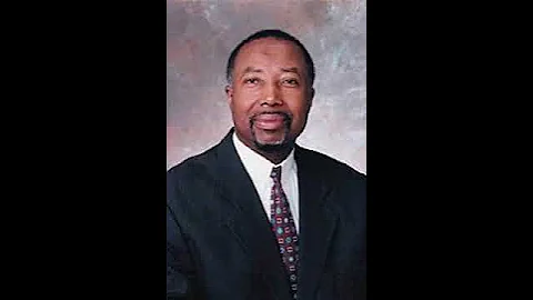 Clifford Houston Photo 8