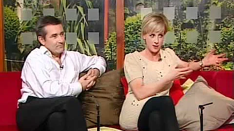 Paula Hall Photo 35