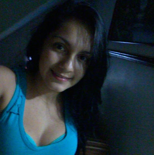 Sandra Laverde Photo 14