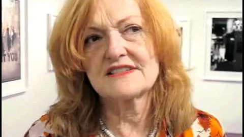Elizabeth Biondi Photo 6