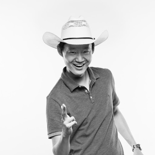 Hua Liu Photo 11