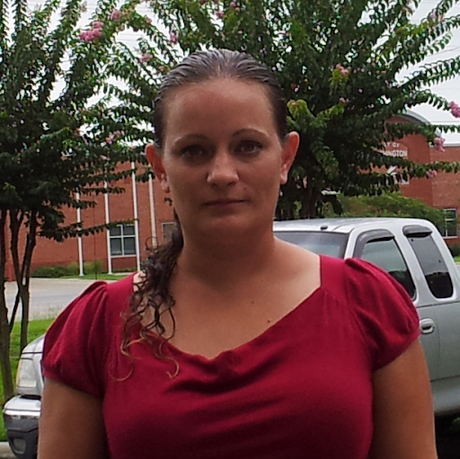 Elizabeth Neeley Photo 10