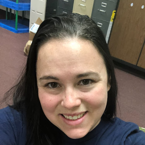 Elizabeth Botello Photo 13