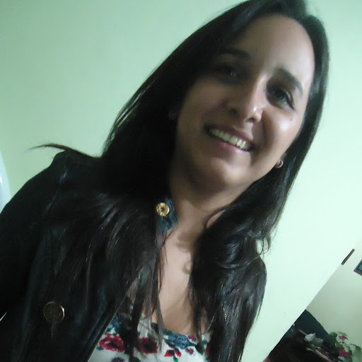 Michelle Pimentel Photo 14