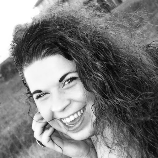 Angela Houston Photo 17