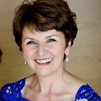 Helen Boyle Photo 7