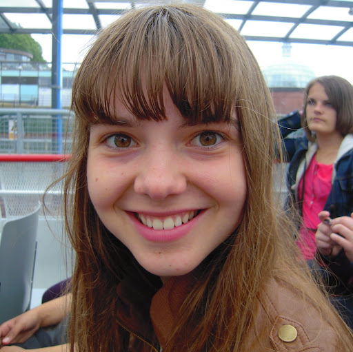 Julie Ludwig Photo 11