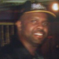 Johnny Tucker Photo 5