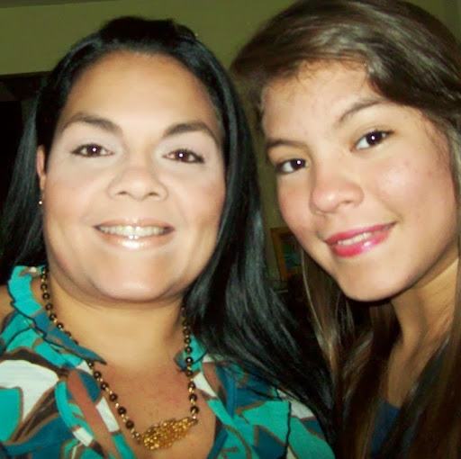 Elena Estevez Photo 14