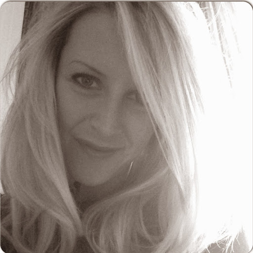 Jennifer Colvin Photo 20