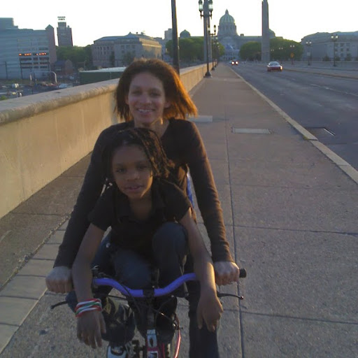 Antonette Brown Photo 11