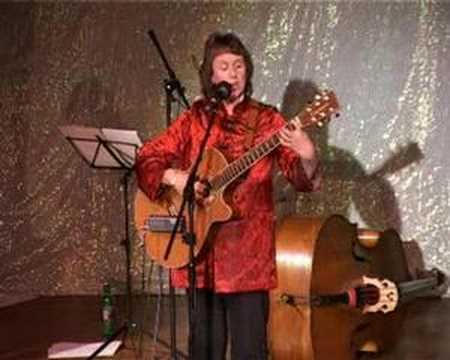 Hilary Bell Photo 29