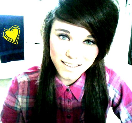 Hollie Wilson Photo 10