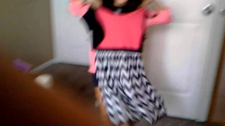 Lillian Sandoval Photo 27