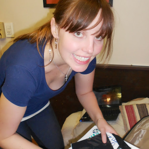 Emily Stewart Photo 11