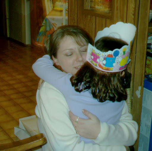 Nicole Kunz Photo 15
